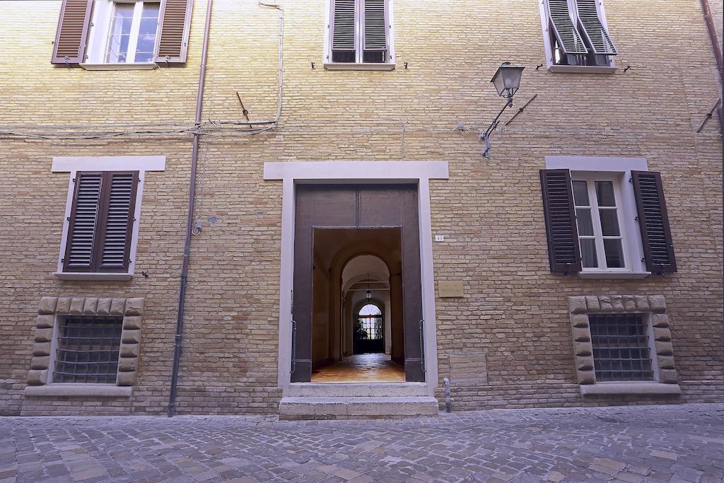 Hotel Palazzo Rotati Fano Exterior foto